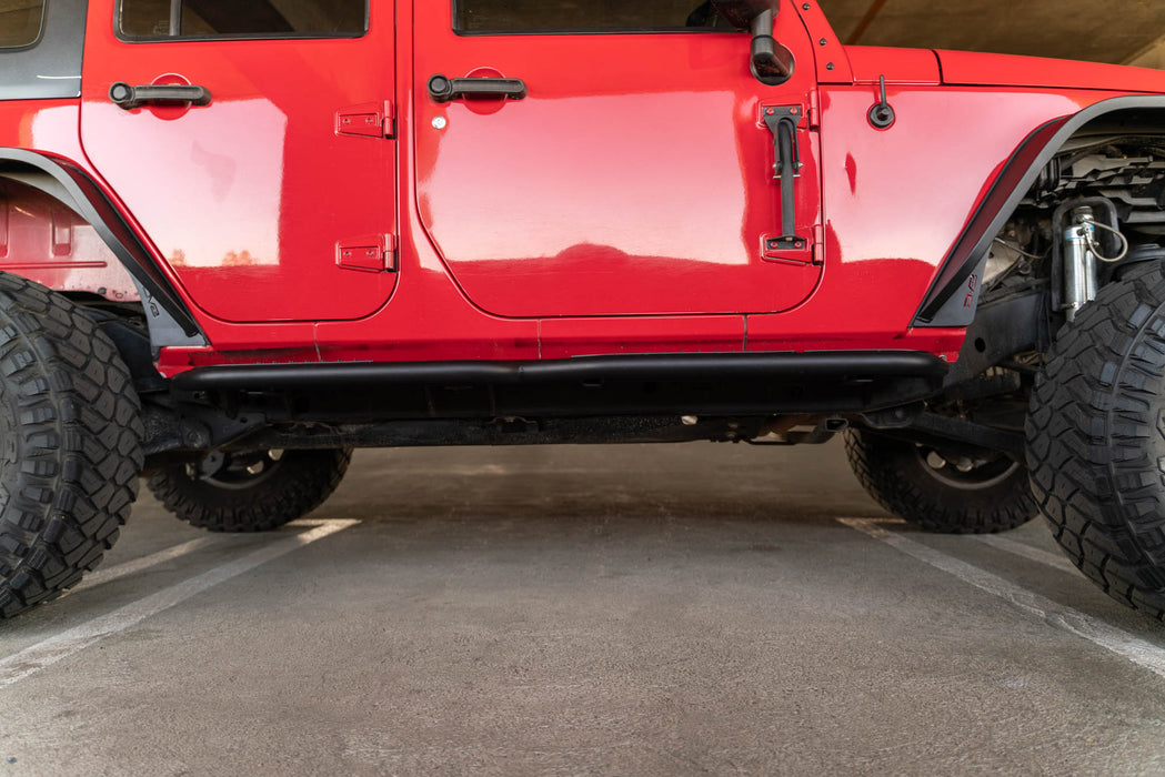 High Clearance with the OE Plus Side Steps for the 2007-2018 4-Door Jeep Wrangler JK