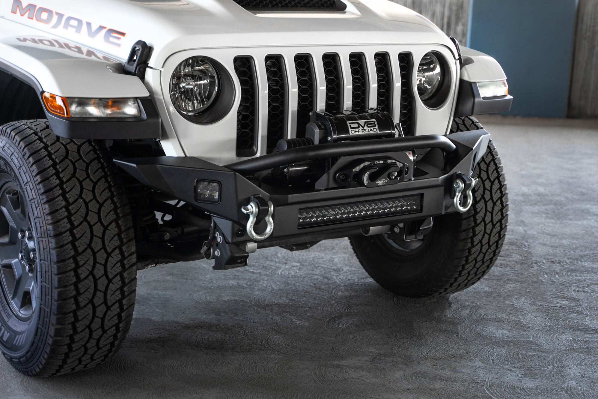 Gladiator JT & Wrangler JK/JL Mid-Width Winch Front Bumper | FS-7