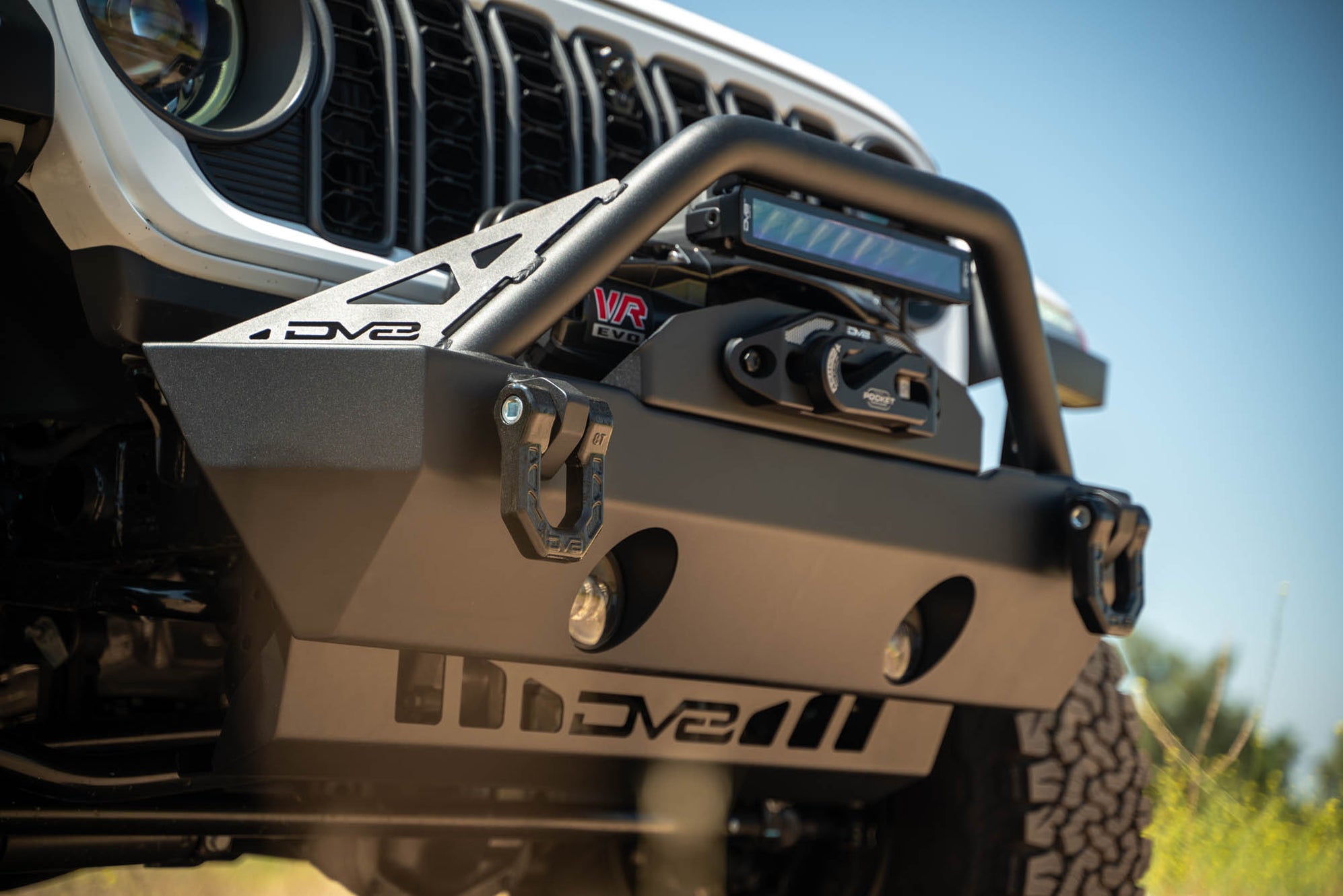 Wrangler & Gladiator Stubby Front Bumper | DV8 Offroad