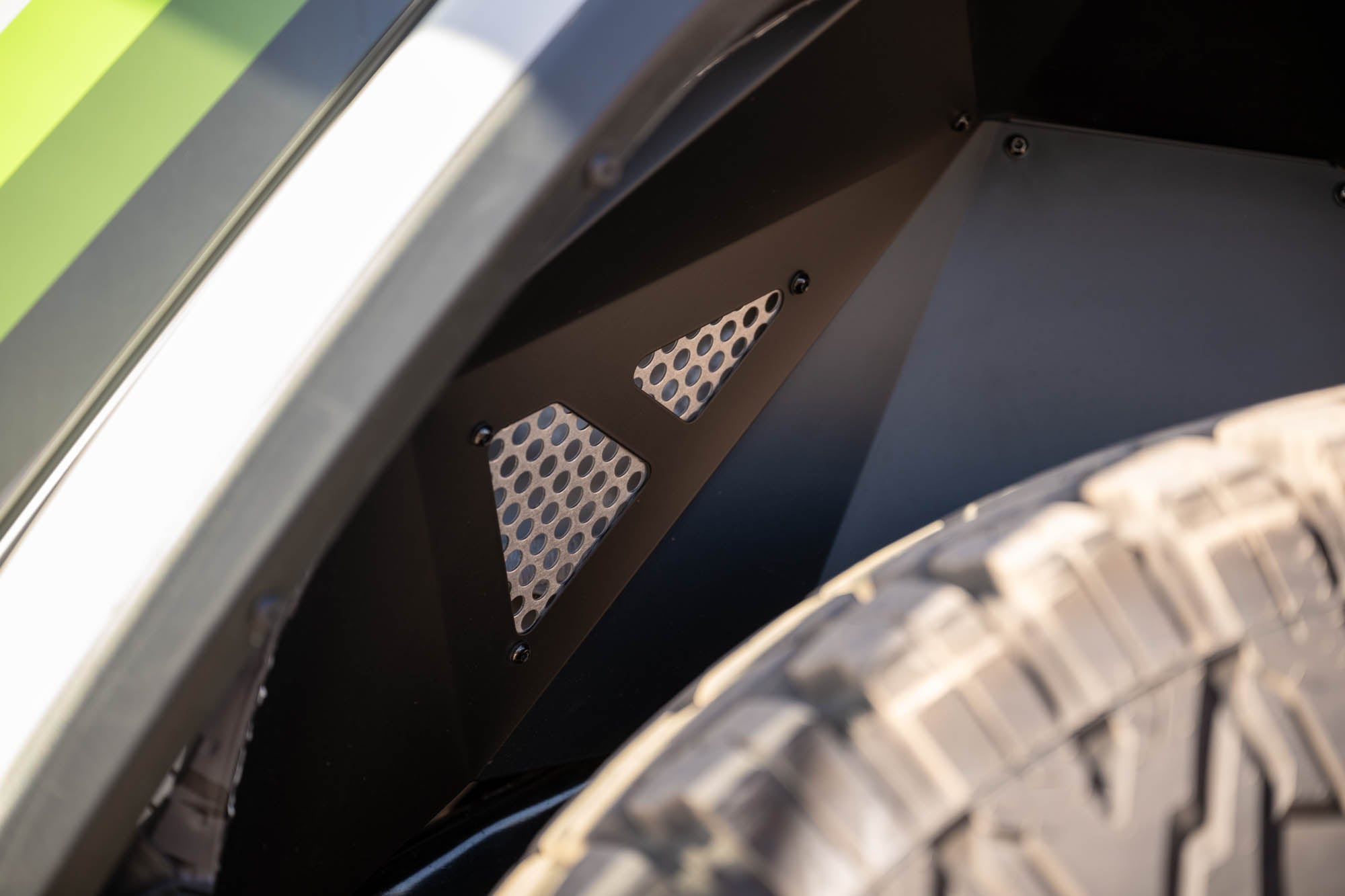 2018-2024 Jeep JL Rear Inner Fenders | DV8 Offroad