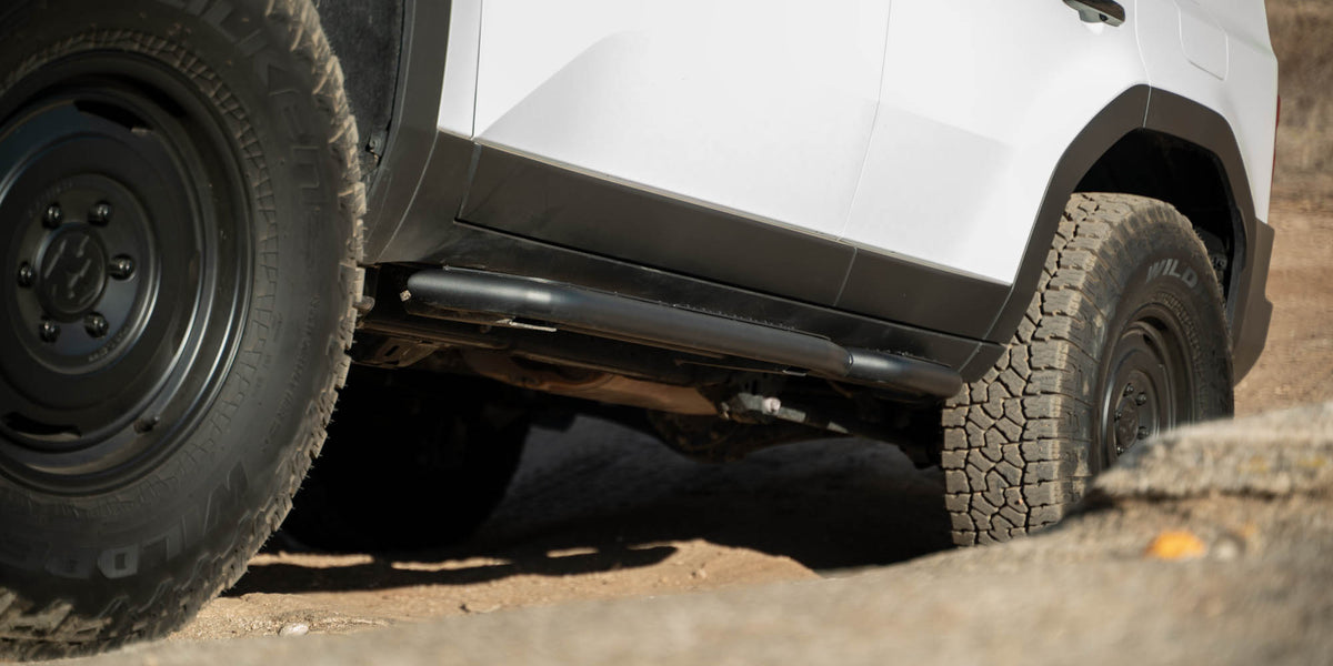 Land Cruiser 250 Series OE Plus Side Steps | DV8 Offroad
