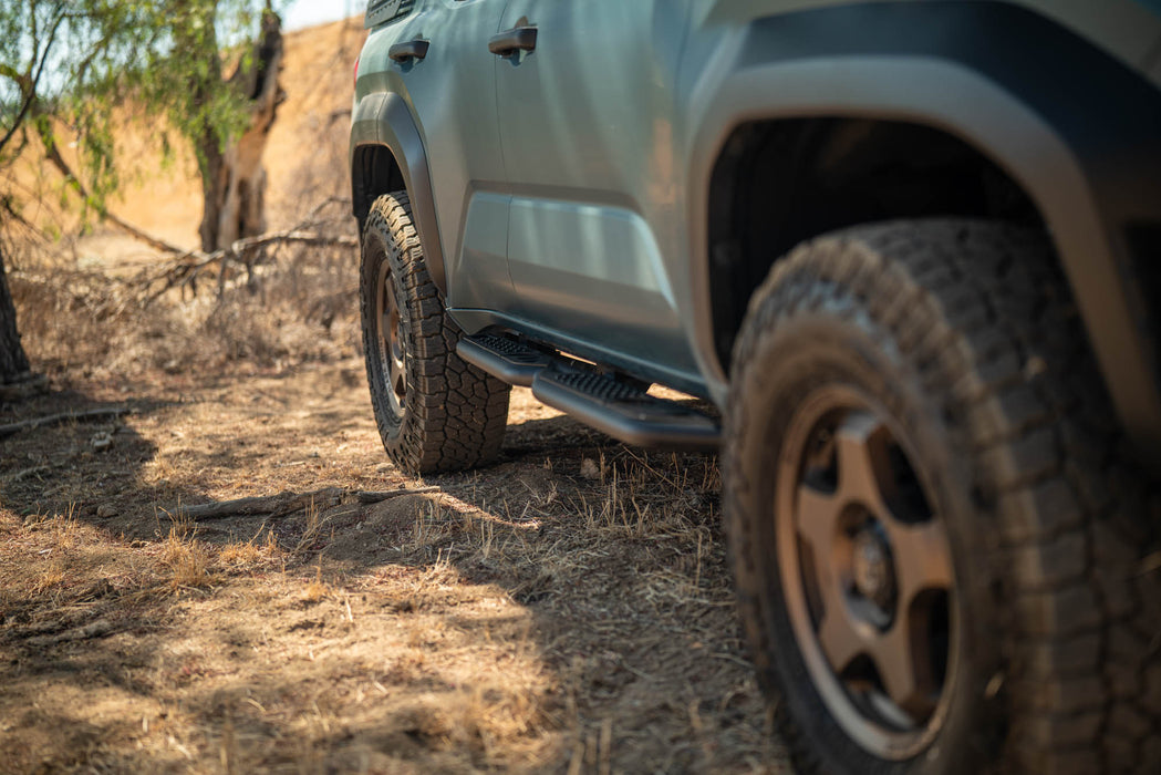 2025 Toyota 4Runner OE Plus Side Steps