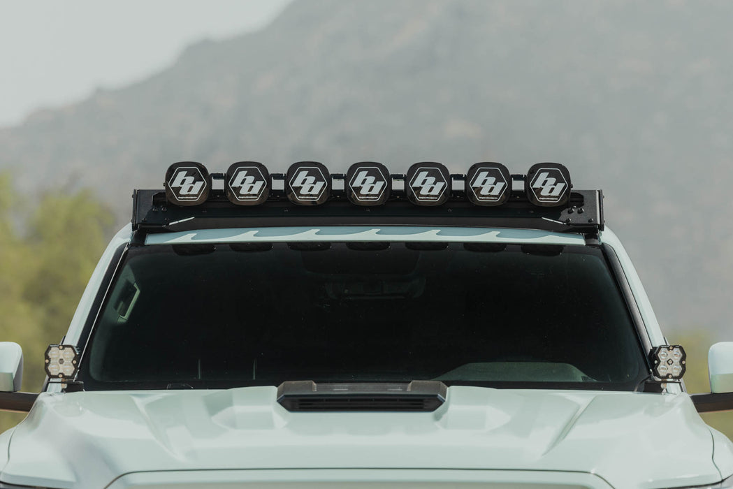 Toyota 4Runner with Baja Designs Linkable Lightbar installed using Baja Designs Linkable Lightbar Mount for DV8 Roof Rack Light Option