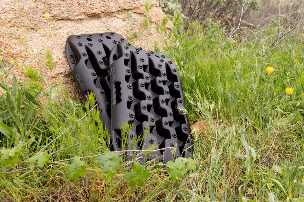 DV8 Xtract Mini Traction Board Pair | Black or Orange