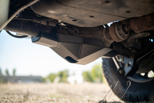 Close-up of Jeep Wrangler JK Dana 44 Rear Differential Skid Plate