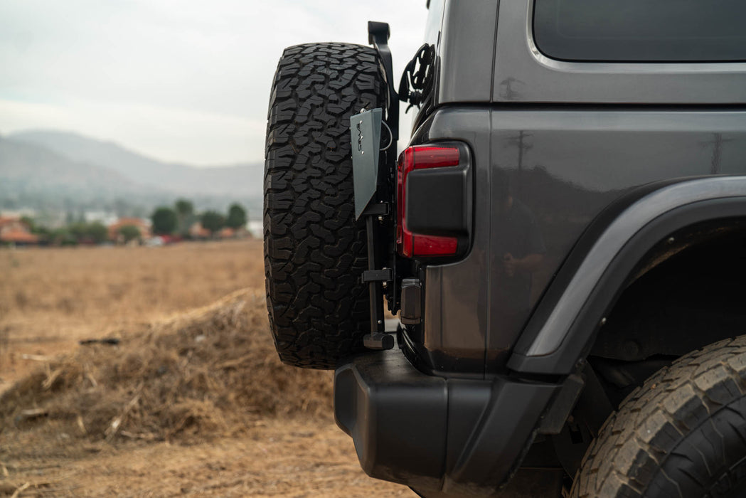 Side Profile of Jeep Wrangler JL Tailgate Reinforcement Molle Panel Installed