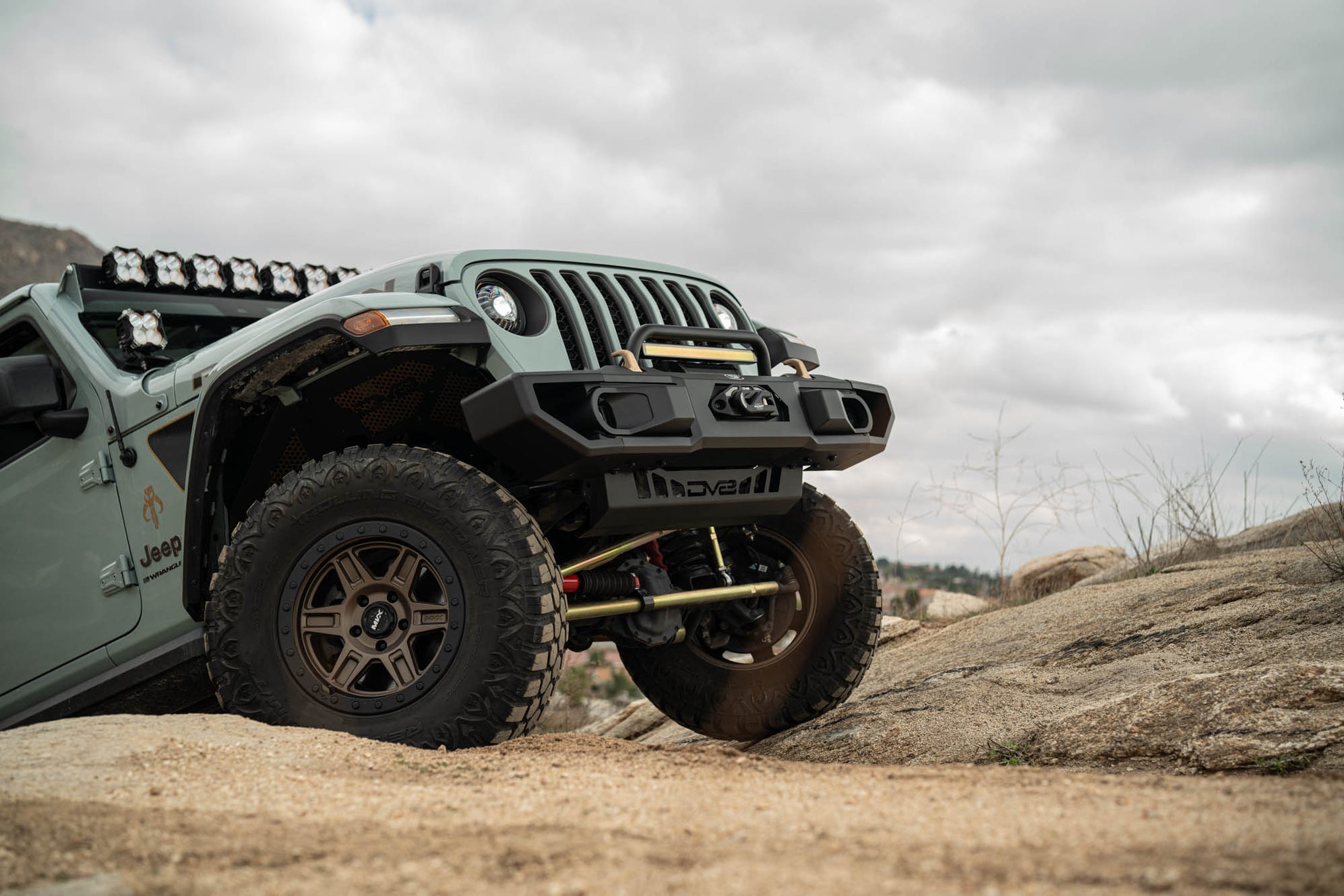 Jeep JL & JT OE Plus Front Bumper | DV8 Offroad