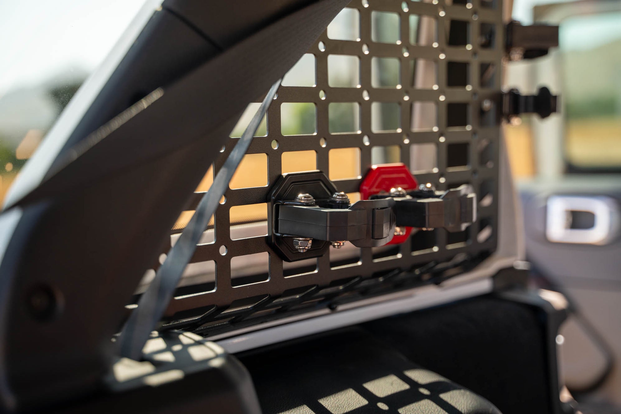 Quick 1330 Quick Release Molle Panel Tool Mounts | Pair | DV8 Offroad