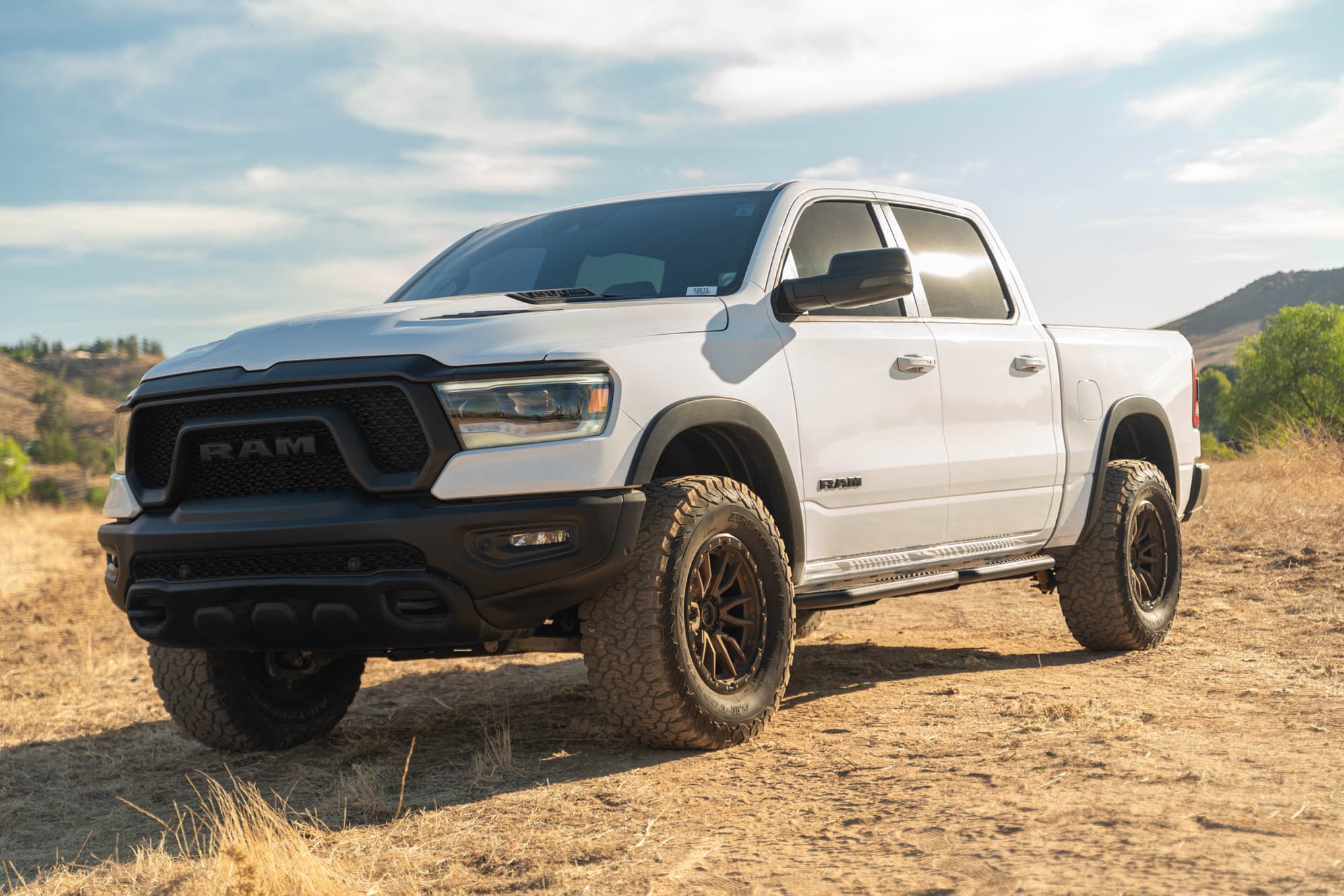 2019-2024 RAM 1500 Side Steps | OE Plus | Crew Cab