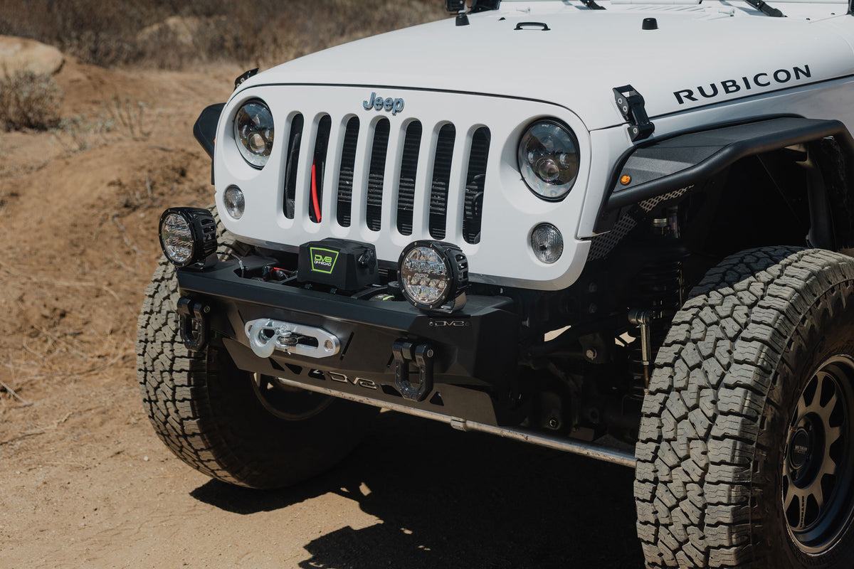 DV8 Xtract 9.5k Synthetic Rope Winch insalled on Jeep Rubicon with upgraded bumper