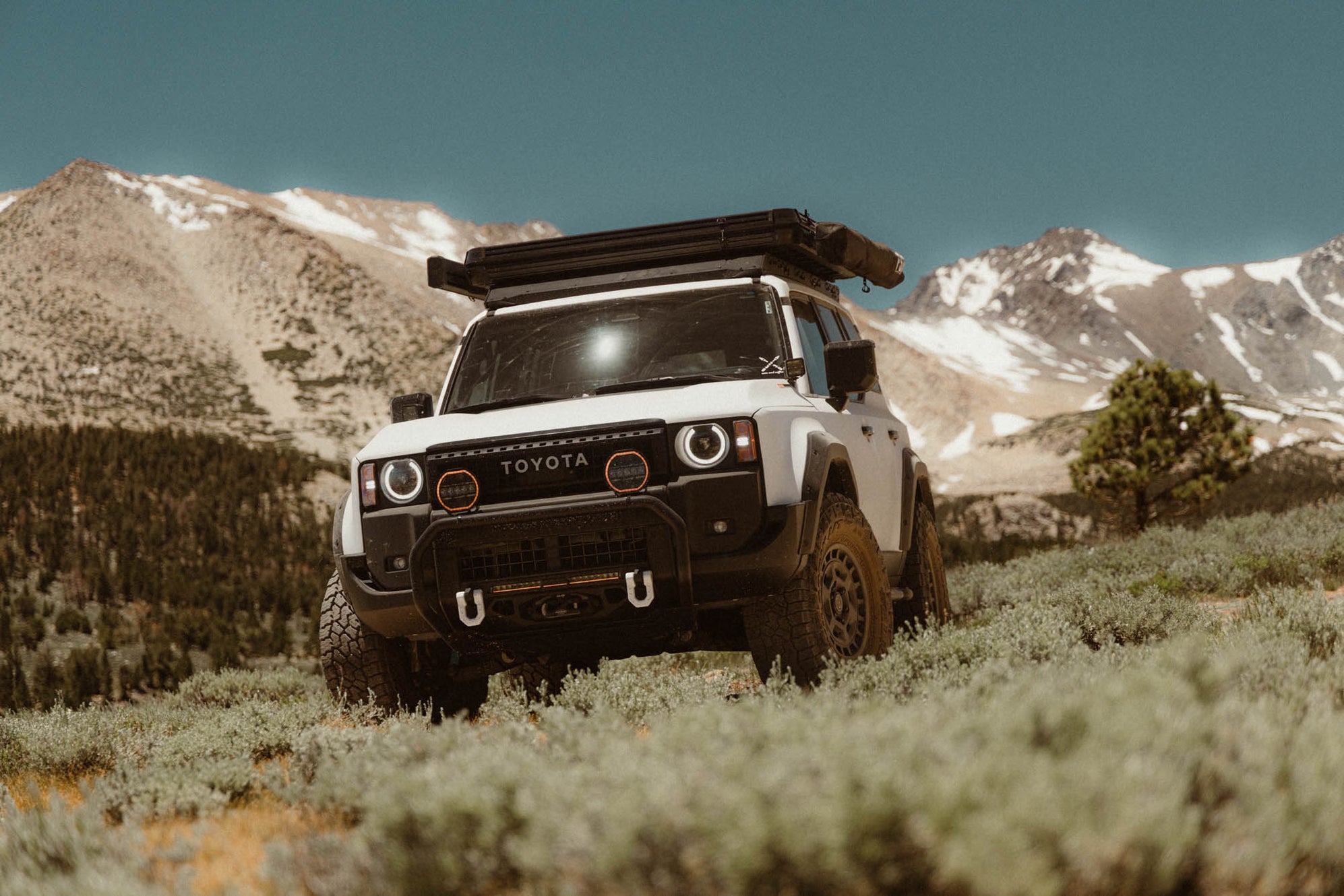 2024+ Lexus GX 550 and Toyota Land Cruiser Roof Rack | DV8 Offroad