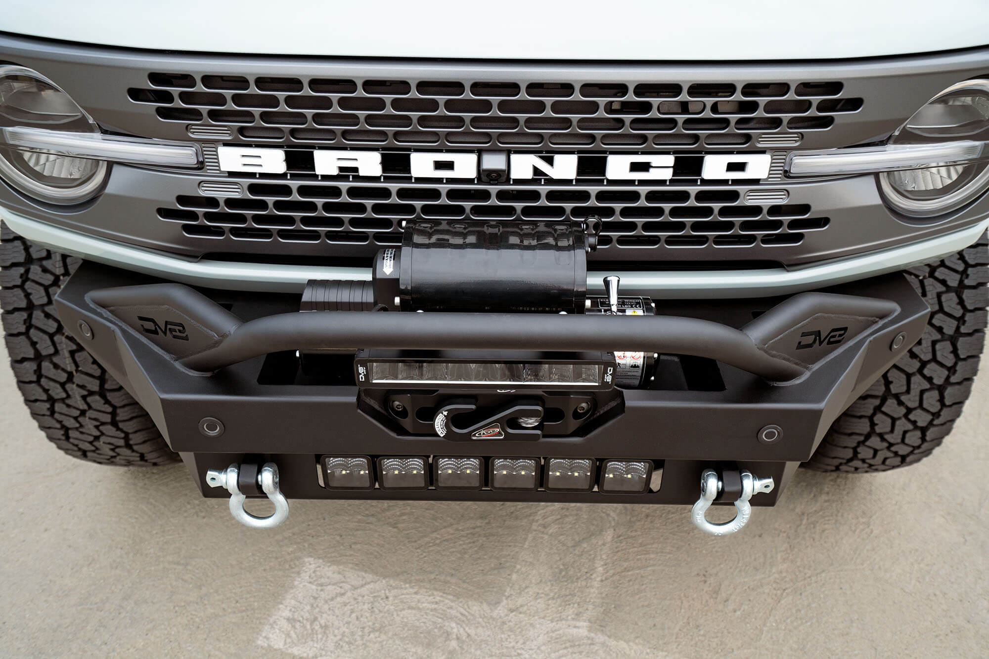 2021-2023 Ford Bronco | FS-15 Series Winch Front Bumper | DV8 Offroad