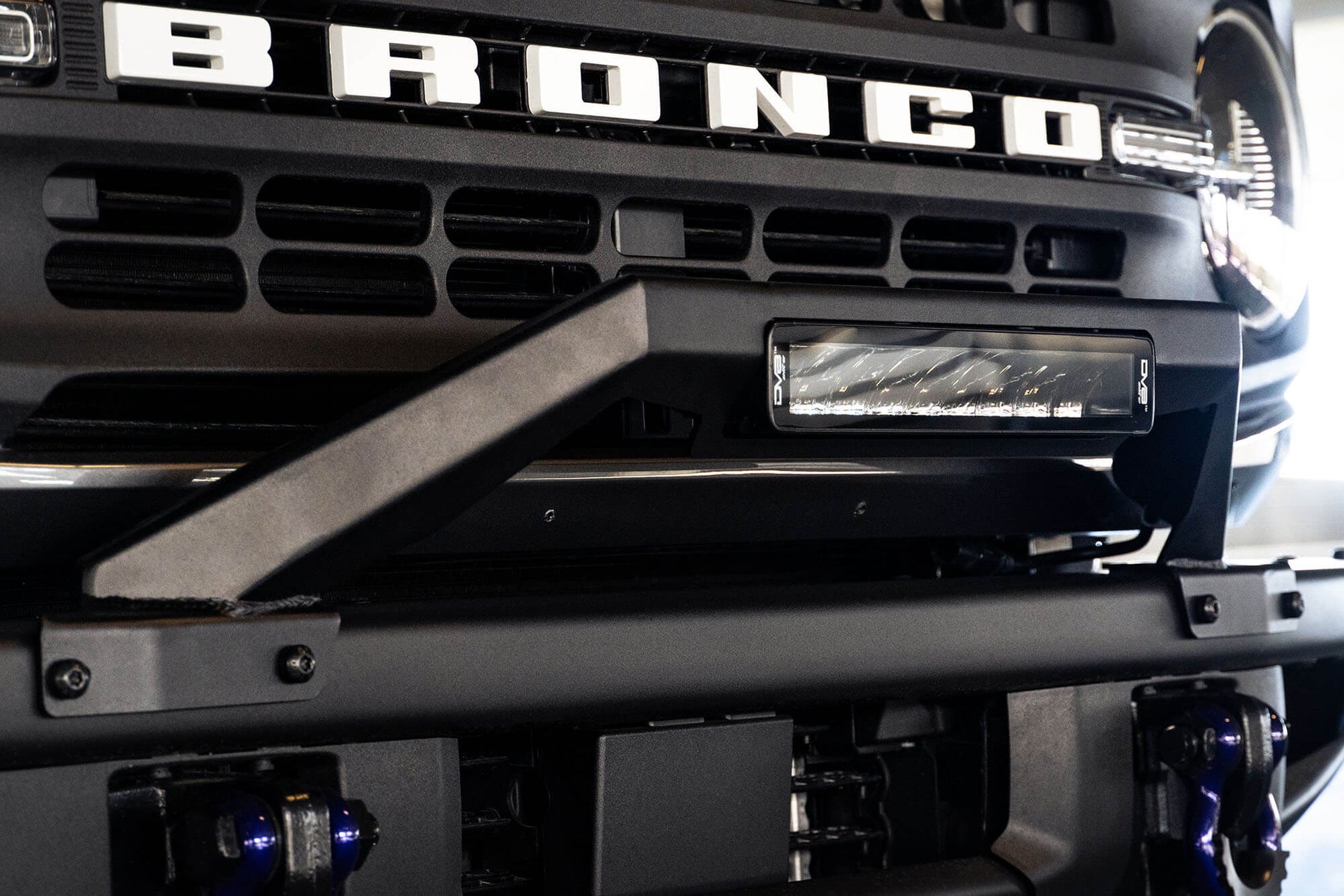 6th Gen Bronco OEM Modular Front Bumper Bull Bar | DV8 Offroad
