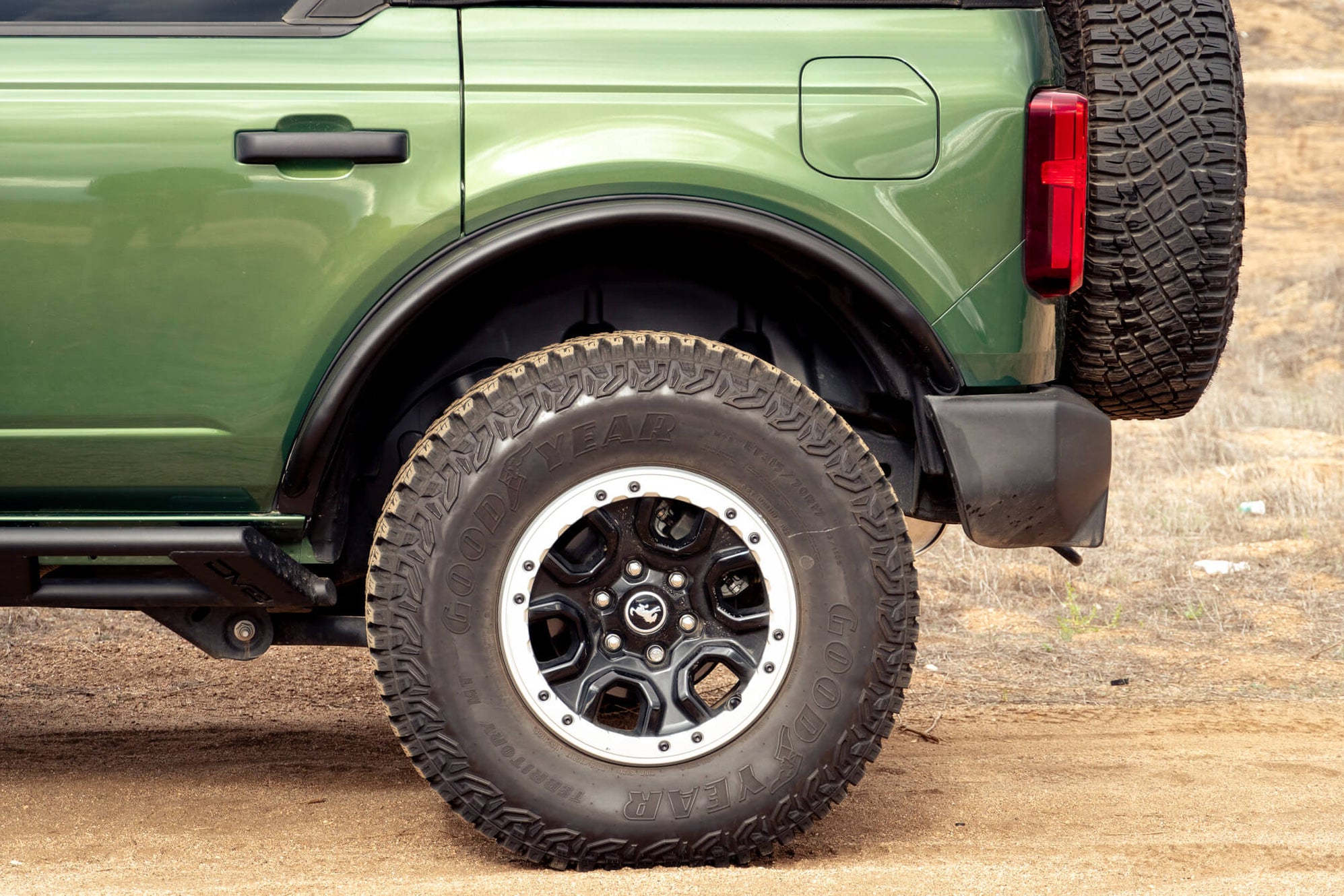 6th Gen Bronco Tube Fender Flares DV8 Offroad