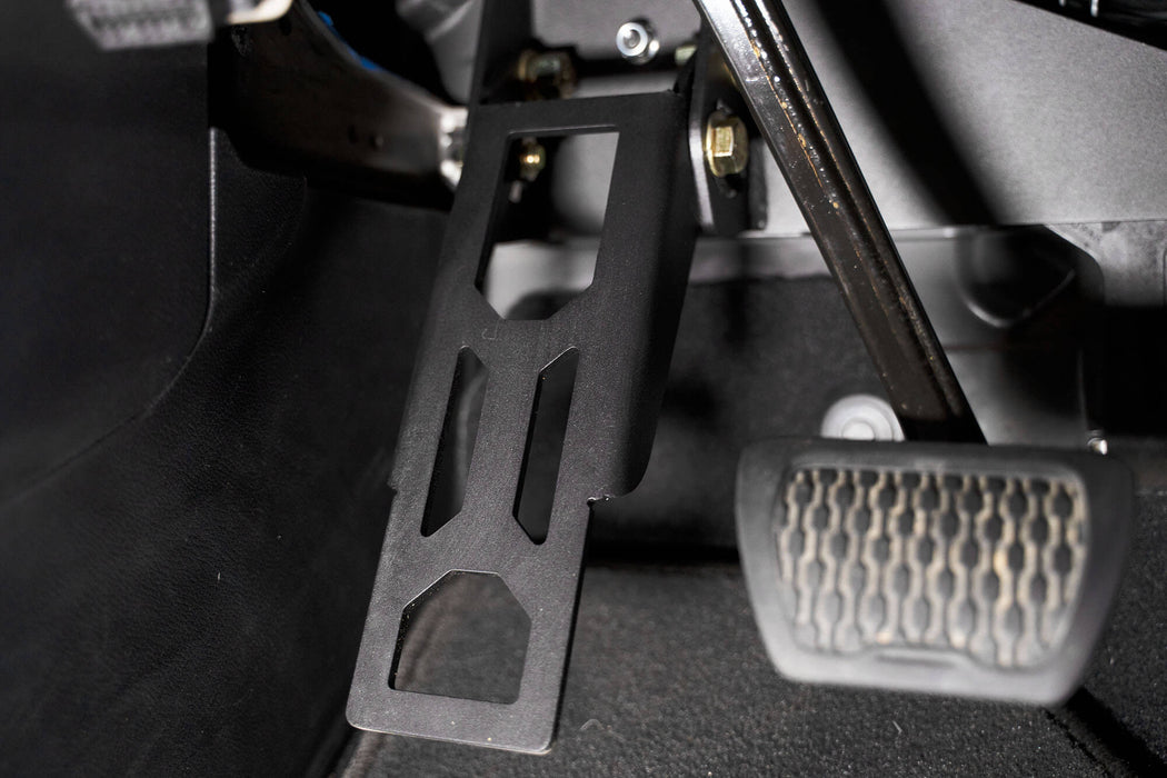 dummy pedal DV8 Offroad STJL-03 Jeep JL/JT Adjustable Dead Pedal